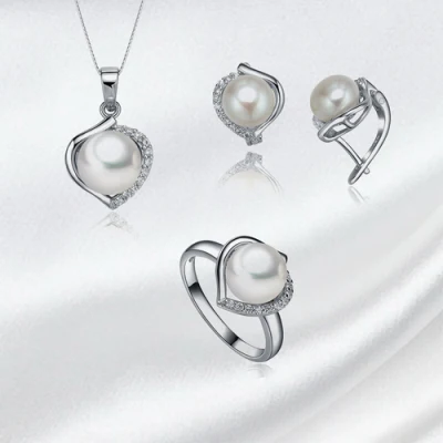Set di gioielli di perle d'argento alla moda con chiusura per orecchini